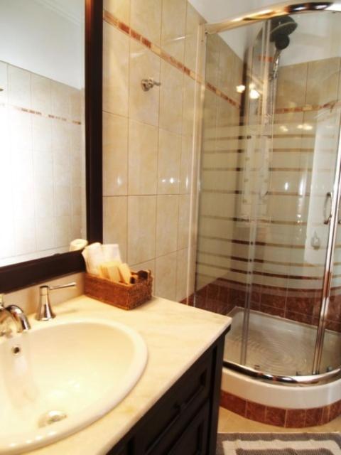 Pozar Salt Cave Hotel Spa Káto Loutrákion Habitación foto